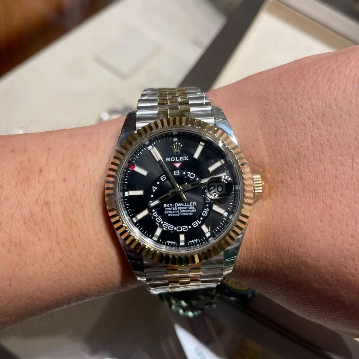 06d4f92a3e19e406f3e6f36dbcacb76e SKY-DWELLER Oyster m326933-1 42 mm - Image 3