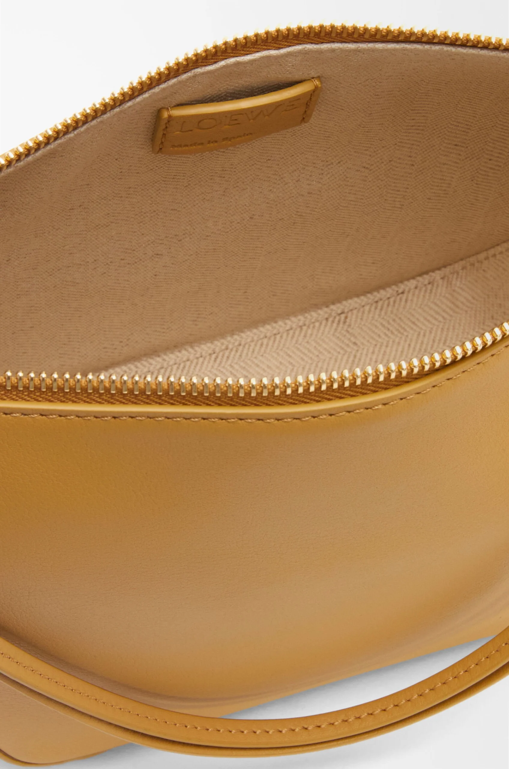 0fd9d2edbee2e049d821c23d04375ba5 Mini Hammock hobo in classic calfskin - Image 8