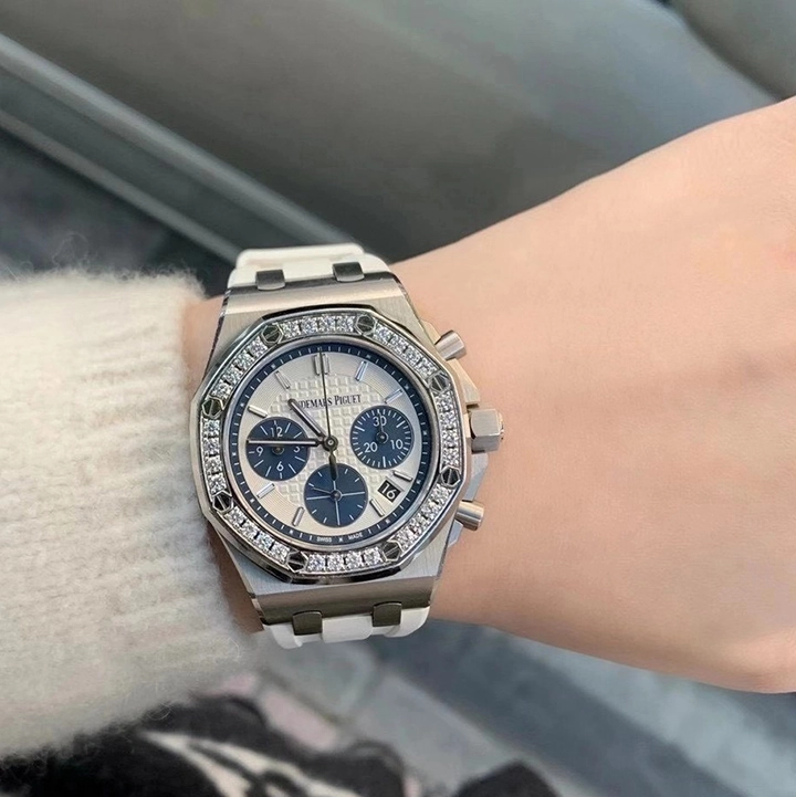 10593af823fc3f79a5fec472afc97d41 Royal Oak Offshore Automatic Chronograph Ref. 26231ST.ZZ.D010CA.01 - Image 7