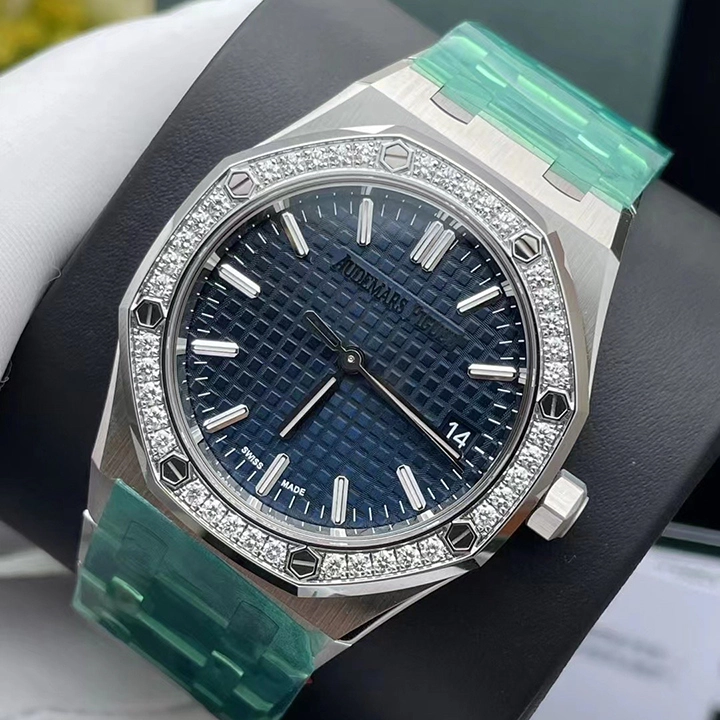 13618fd0ff3a0c06a69c148552868549 ROYAL OAK SELFWINDING 50TH ANNIVERSARY Ref. 77451ST.ZZ.1361ST.02 - Image 7