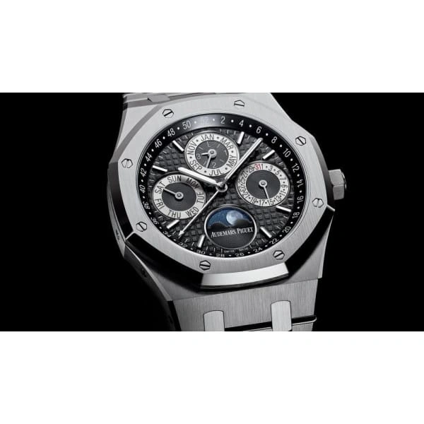 14fce59411ee9d5f4e00e61c4fa639b6 Royal Oak Perpetual Calendar Ref. # 26597PT.OO.1220PT.01 - Image 3