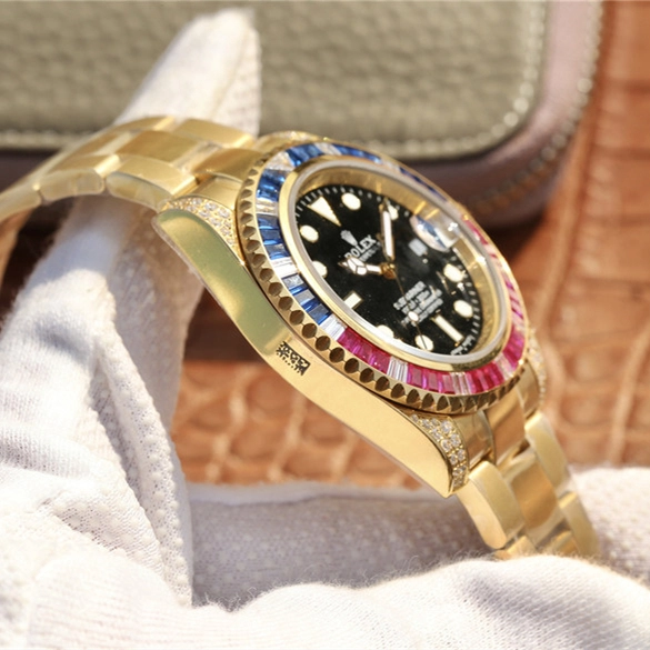 2162f68f27e4e984a3ef7e23ad78e891 SUBMARINER GOLDEN BLUE / RED DIAMOND BLACK DIAL 40MM - Image 11