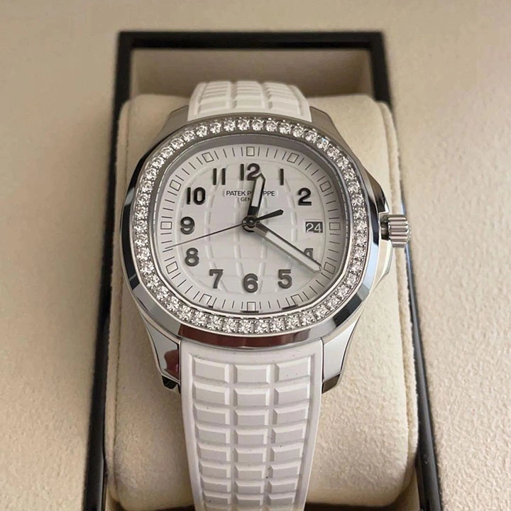 258d9e7eb8933e0b143f8fba5df96c3b 5267/200A-Patek Philippe AQUANAUT - Image 7