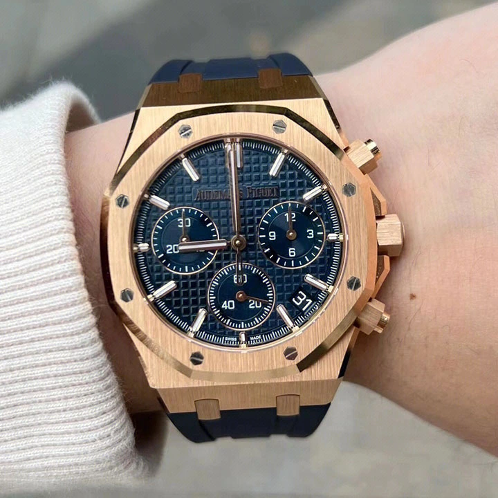 2f4aa2d5c27945f45b406f879f21f1e5 ROYAL OAK SELFWINDING CHRONOGRAPH Ref. 26240OR.OO.D315CR.01 - Image 5