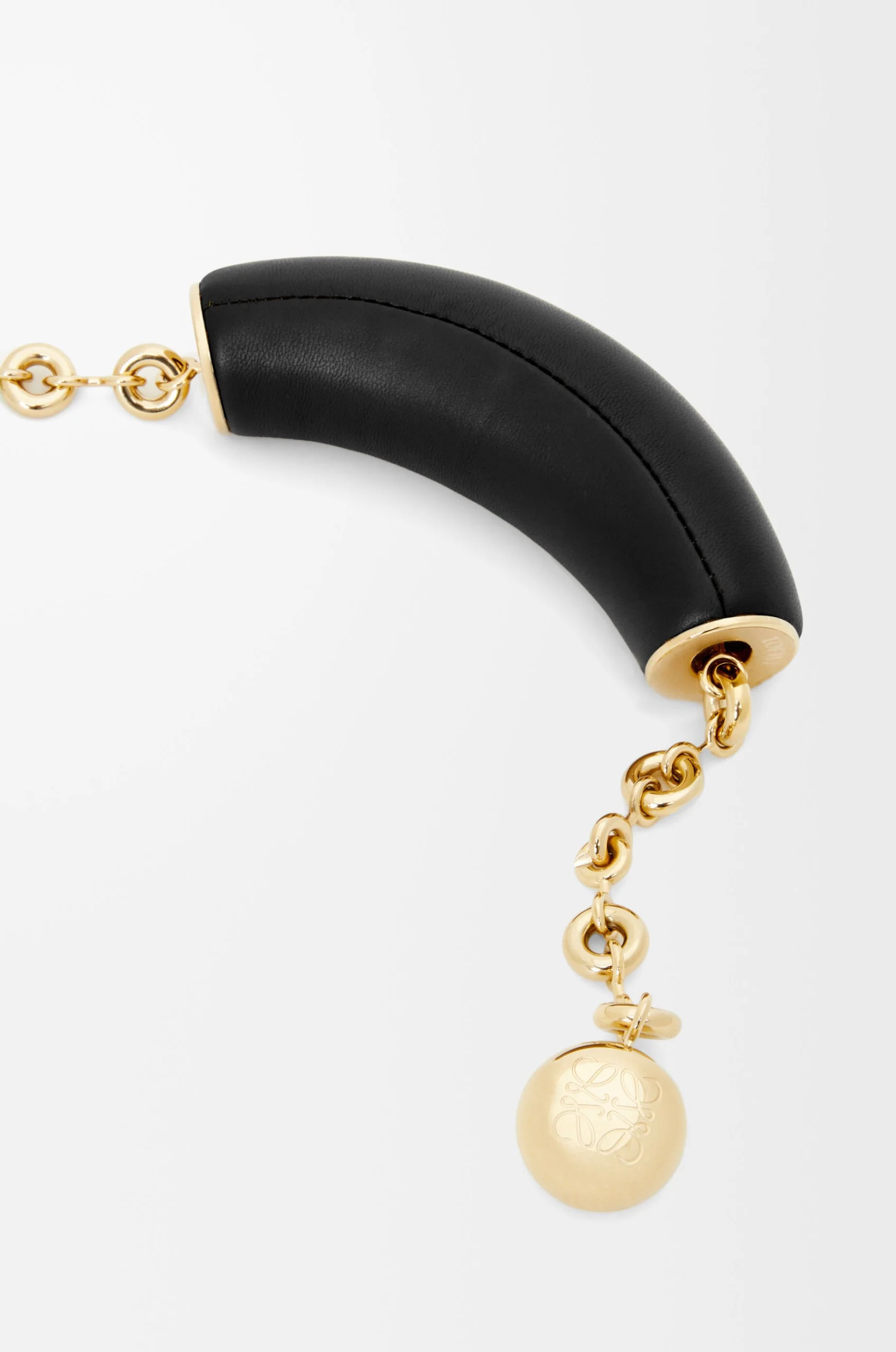 2fa35c431eb292eab5078e92f052c728 Small Squeeze bag in mellow nappa lambskin - Image 8