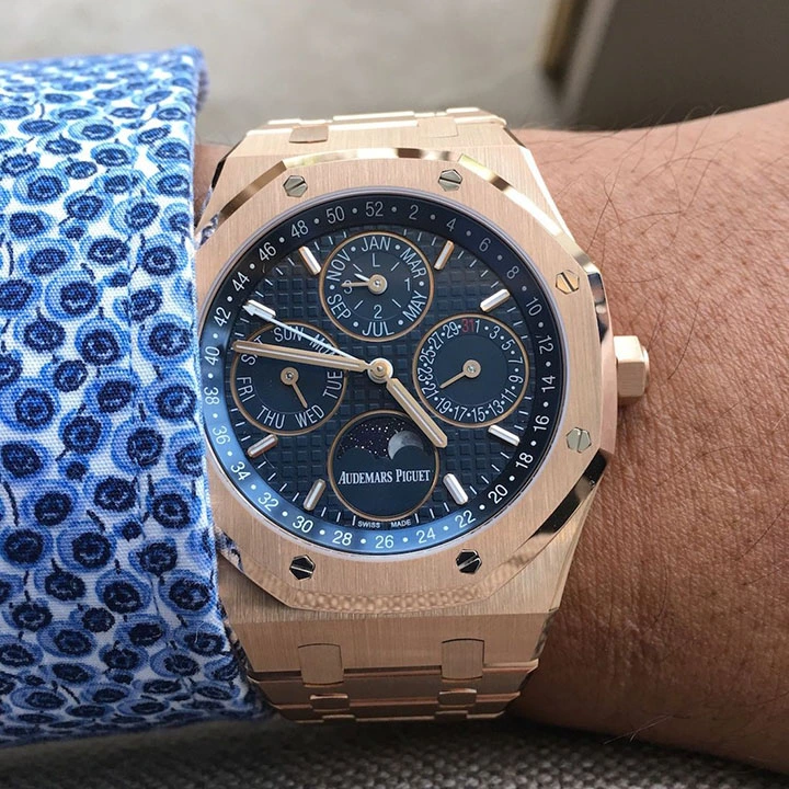 2fdee588ce1147ac4b80bebe650fe85b Royal Oak Perpetual Calendar 26574OR.OO.1220OR.02 - Image 3