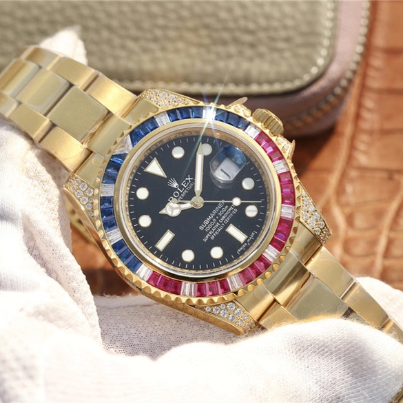 304569665159f2b7a0f6e8930b03be24 SUBMARINER GOLDEN BLUE / RED DIAMOND BLACK DIAL 40MM - Image 7
