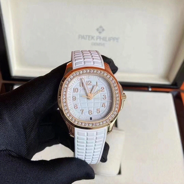 321d44846a9a767213cf6a8b368e9be8 5269/200R-001-Patek Philippe AQUANAUT-women - Image 10