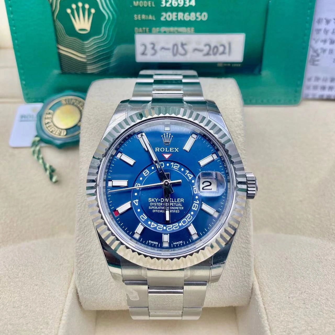 37fdd21c2390bcd67664f4670a1104eb The Oyster Perpetual Sky-Dweller(BLUE) m326934-0003 - Image 2