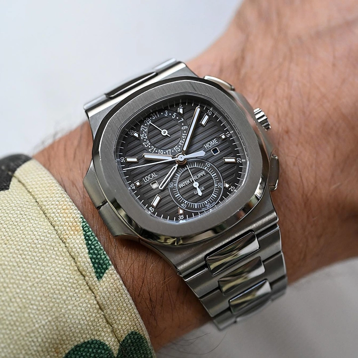 538415bda4b2e70e52e292cb3c6a1a88 5990/1A-001 - Patek Philippe NAUTILUS - Image 8