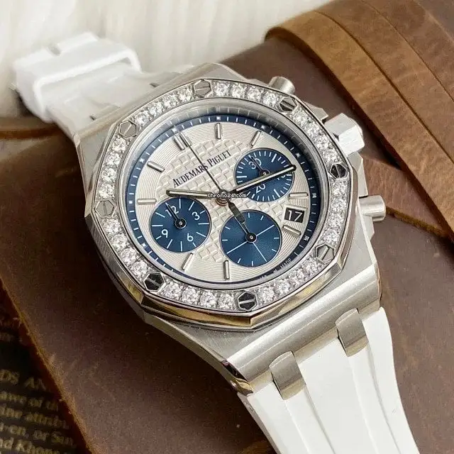 655daea0c4df8caf4840c5137ff19fe7 Royal Oak Offshore Automatic Chronograph Ref. 26231ST.ZZ.D010CA.01 - Image 4