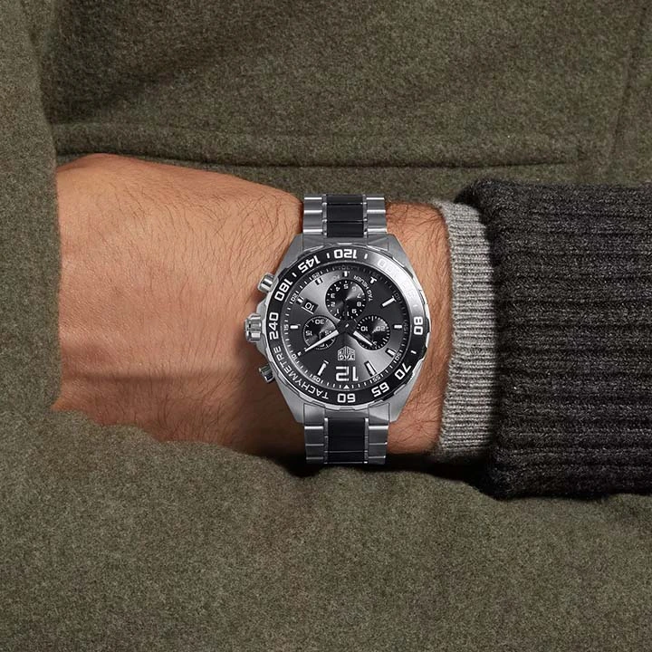 66f17dae06eb0bff84d1ae4ebda15b2e TAG HEUER FORMULA 1 Quartz Chronograph - Diameter 43 mm CAZ1011.BA0842 - Image 4