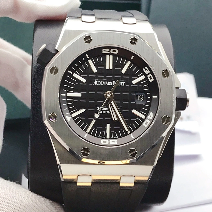 671d5f49f40c1a315107fefa0eb57bf0 ROYAL OAK OFFSHORE DIVER Ref. 15710ST.OO.A002CA.01 - Image 4