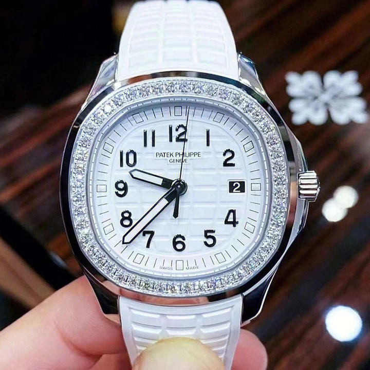 700cdec133eb54dd173f8df344650aff 5267/200A-Patek Philippe AQUANAUT - Image 6