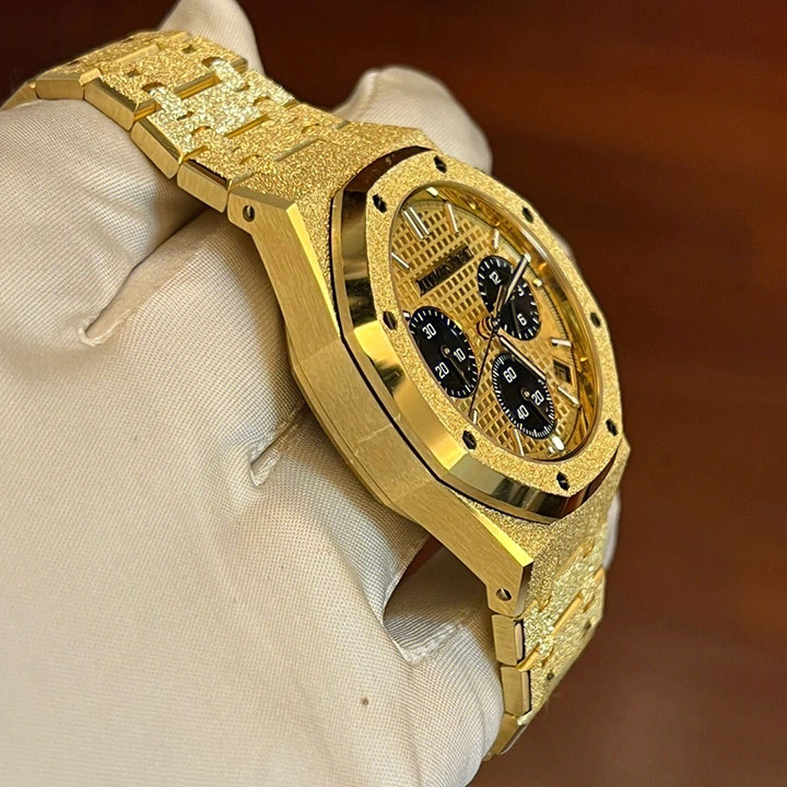 71f9ffbd7eed7d8209ba34e9c80cb675 ROYAL OAK SELFWINDING CHRONOGRAPH 26240BA.GG.1324BA.01 - Image 4