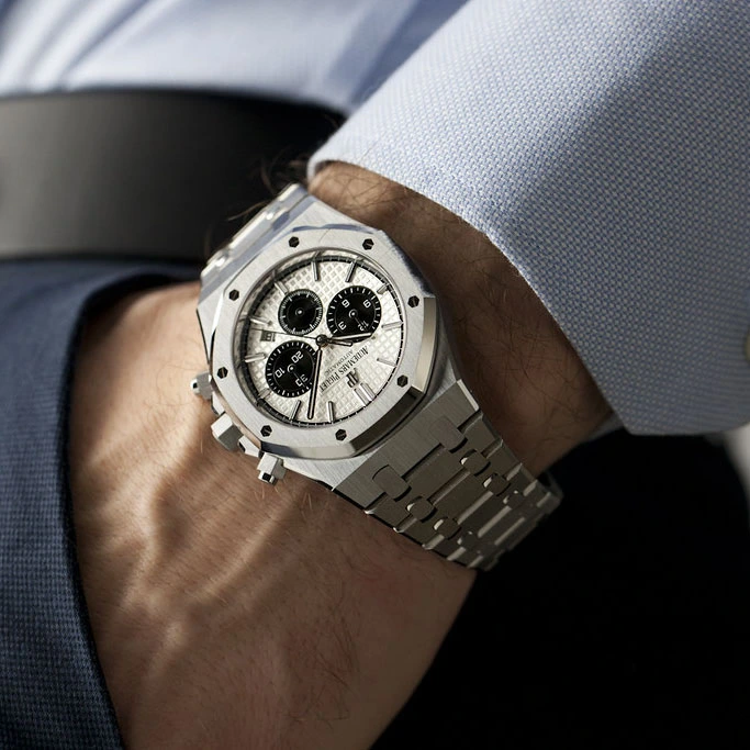 7318b5d39af78462a8bacbbe0f2ef675 Audemars Piguet Royal Oak Chronograph 26331ST - Image 7