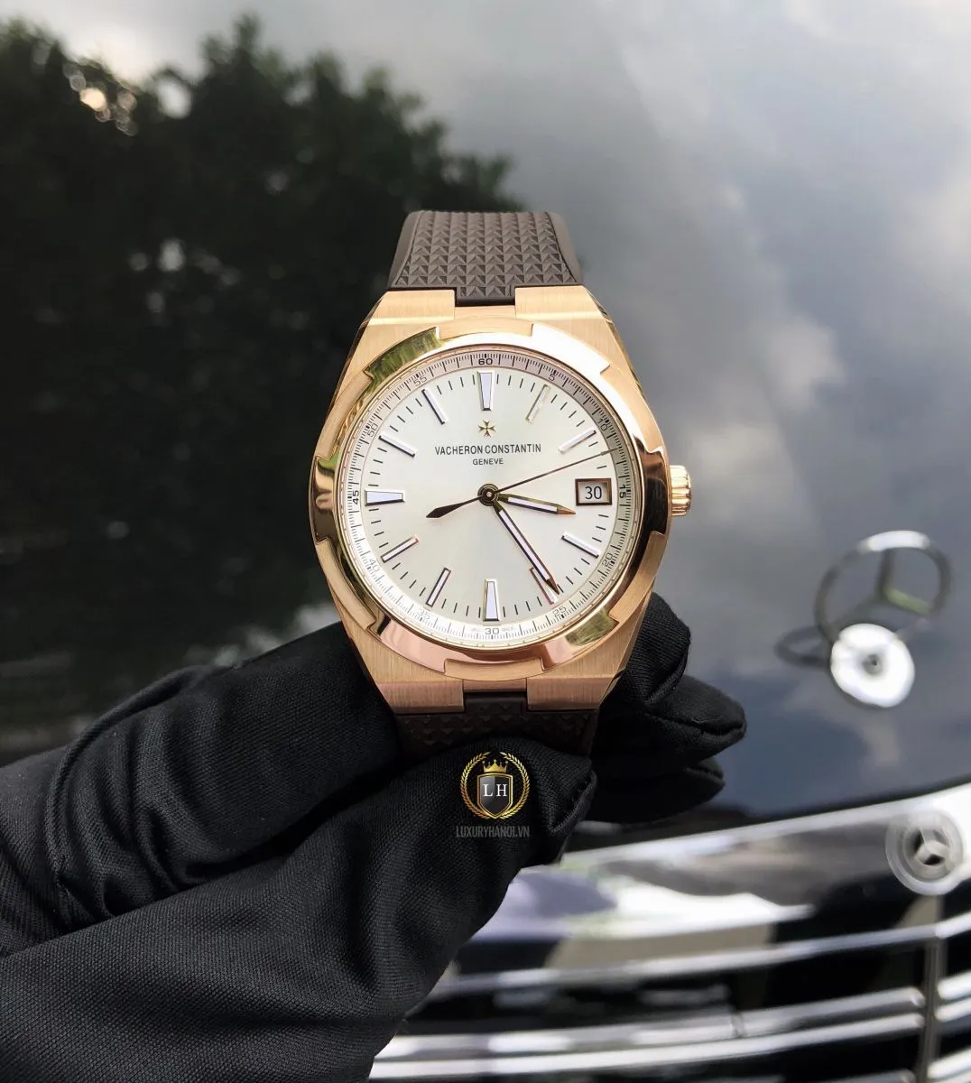 7a1dffdf7127ad55df436fb970055f2f Vacheron Constantin Across the World Series 4500V/000R-B127 Watch - Image 11