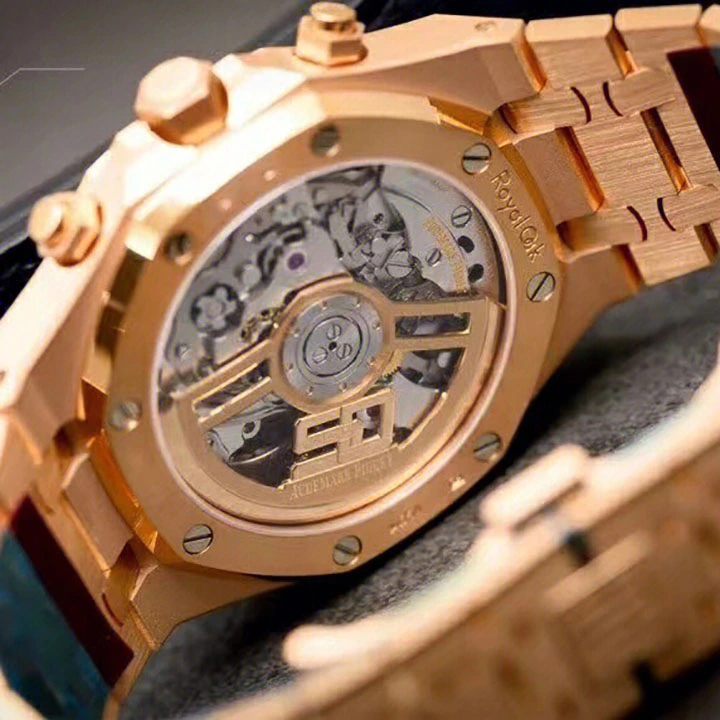 7f0fccd2cd39842fc63607e6fa6d74a9 ROYAL OAK SELFWINDING CHRONOGRAPH Ref. 26240OR.OO.1320OR.02 - Image 2