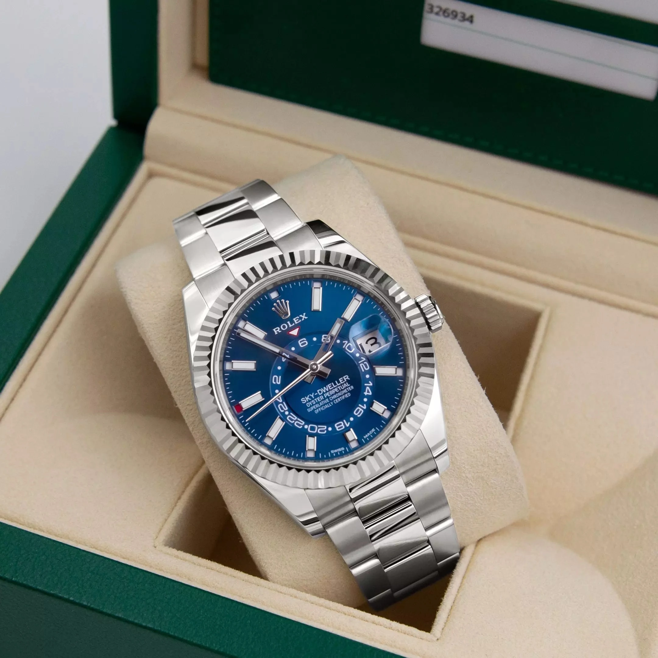 7f565b97c7c9a513586d33909cf8dca8 The Oyster Perpetual Sky-Dweller(BLUE) m326934-0003 - Image 3