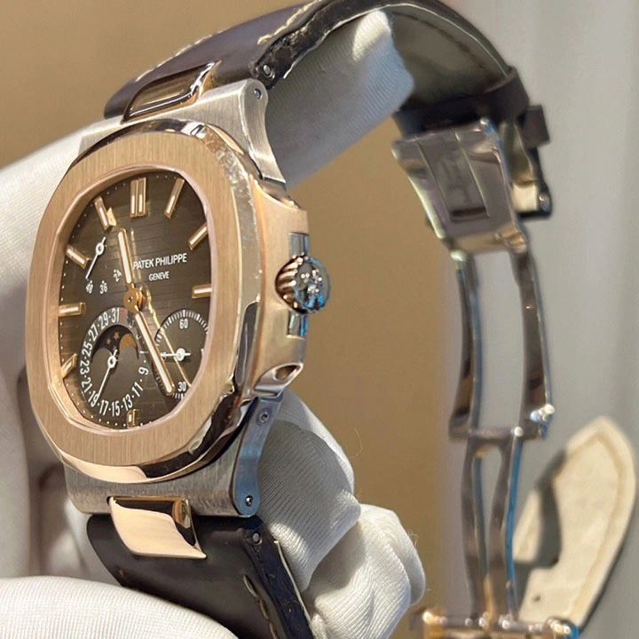 91cef6dc66aa03f71562b3a81d367d02 5712GR-001 Patek Philippe NAUTILUS - Image 4