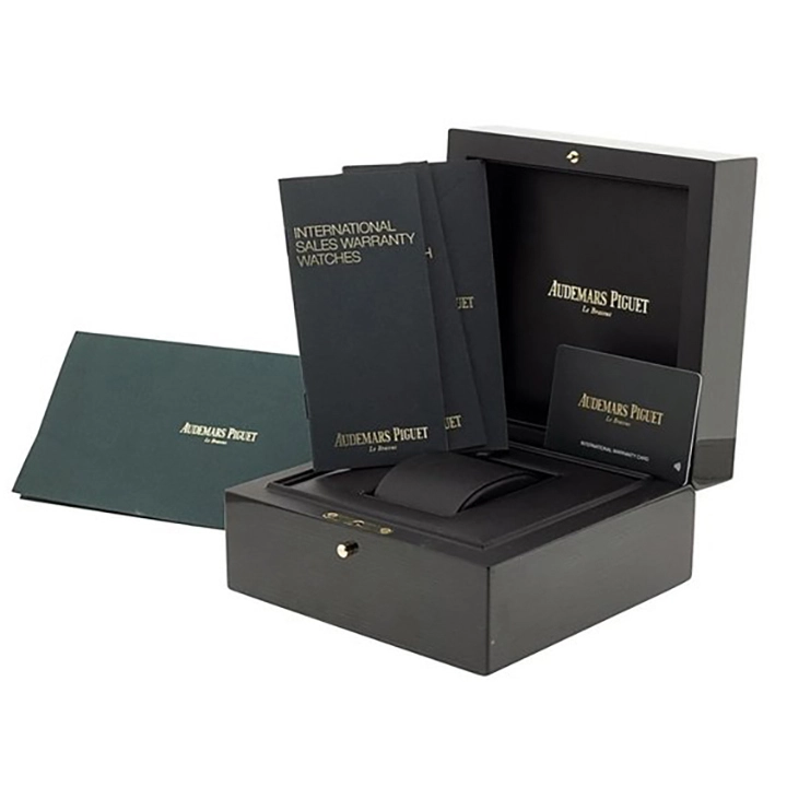 af2f7ec0eb508fc16e6b6ef1f3928087 ROYAL OAK SELFWINDING 50TH ANNIVERSARY Ref. 15510OR.OO.D315CR.01 - Image 3