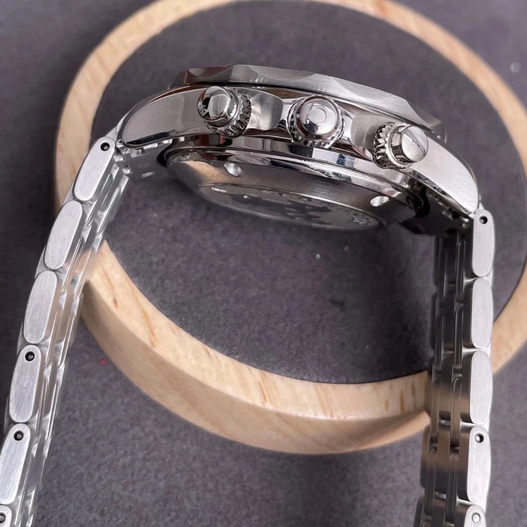 b0ae99879438cc7b698ff755da288bc8 Omega Seamaster 2225.80.00 Chronograph 41.5mm - Image 7