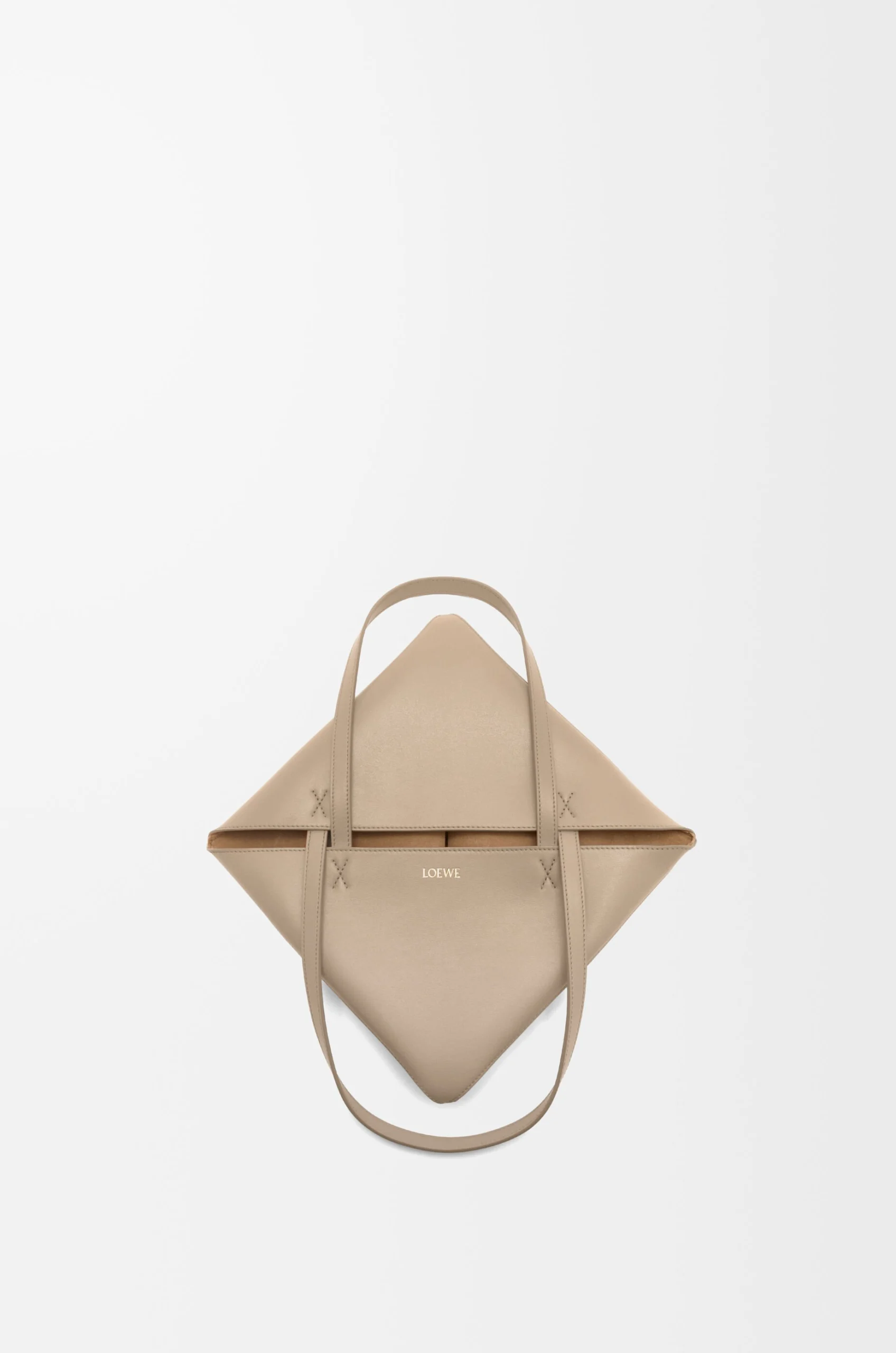 c741449c2d96c63b7b3ee504cd22ebe7 Medium Puzzle Fold tote in shiny calfskin - Image 7