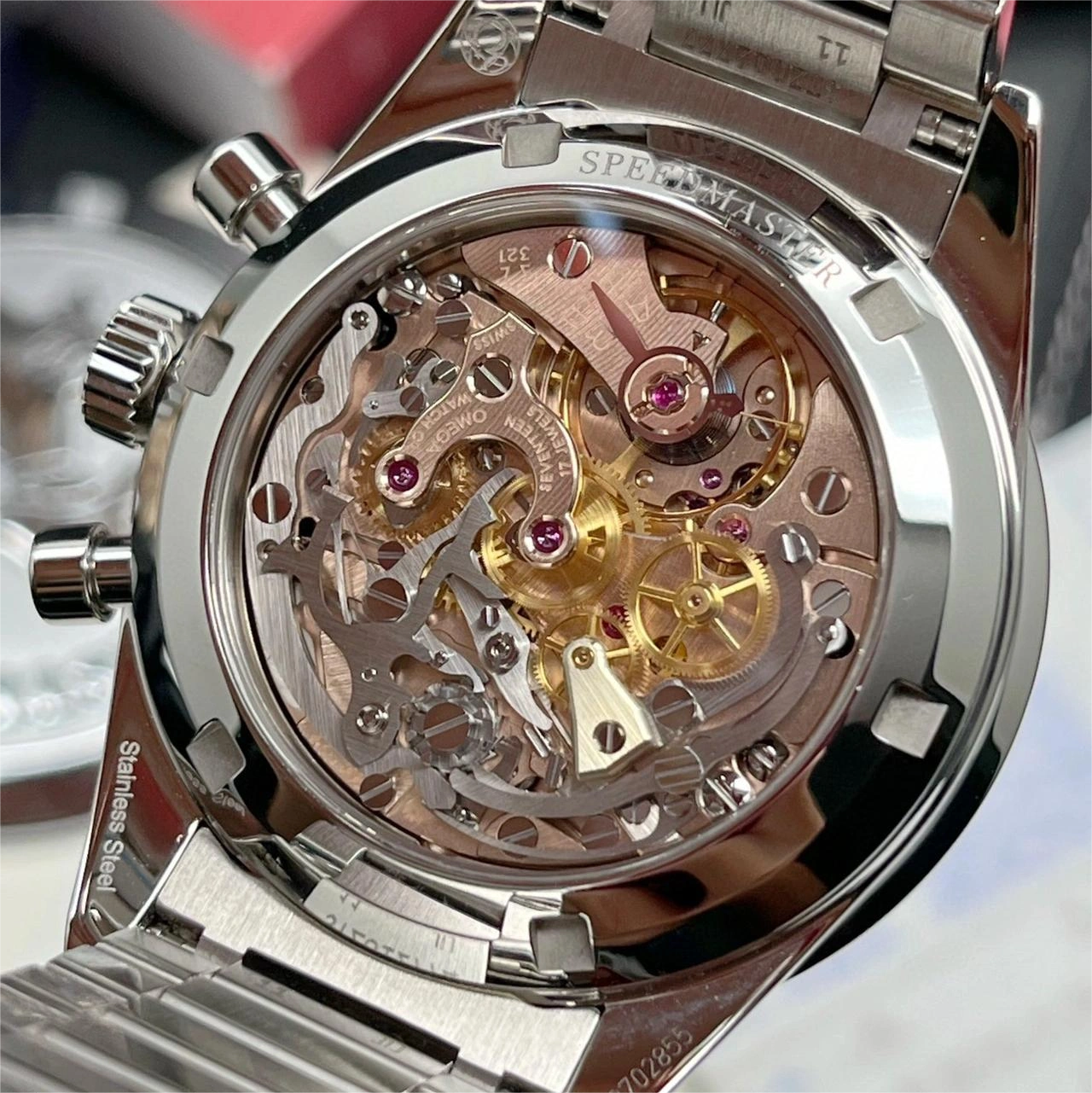 d13fb8228d5143b5da4a816976772124 Omega Speedmaster Professional Moonwatch -311.30.40.30.01.001 - Image 8