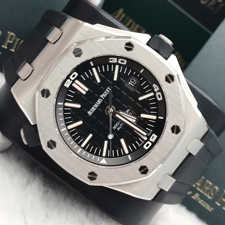 f36afc0caeb4d559c5c670b702b5d4e5 ROYAL OAK OFFSHORE DIVER Ref. 15710ST.OO.A002CA.01 - Image 9