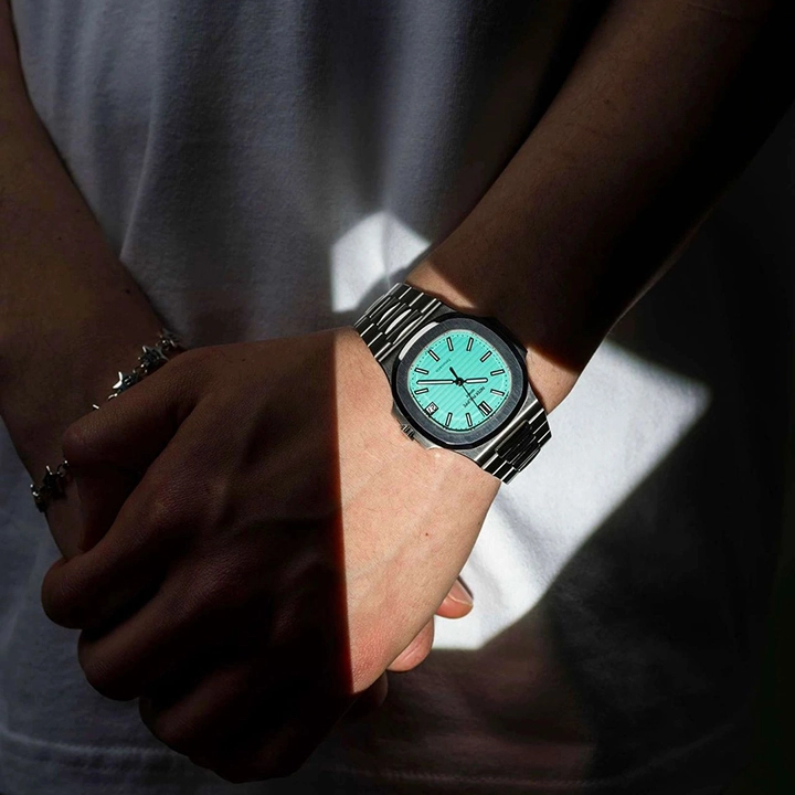 f9e52551271ae85685a8428f046beedc Patek Philippe (Commemorative Edition) NAUTILUS 5711/1A-018 - Image 13